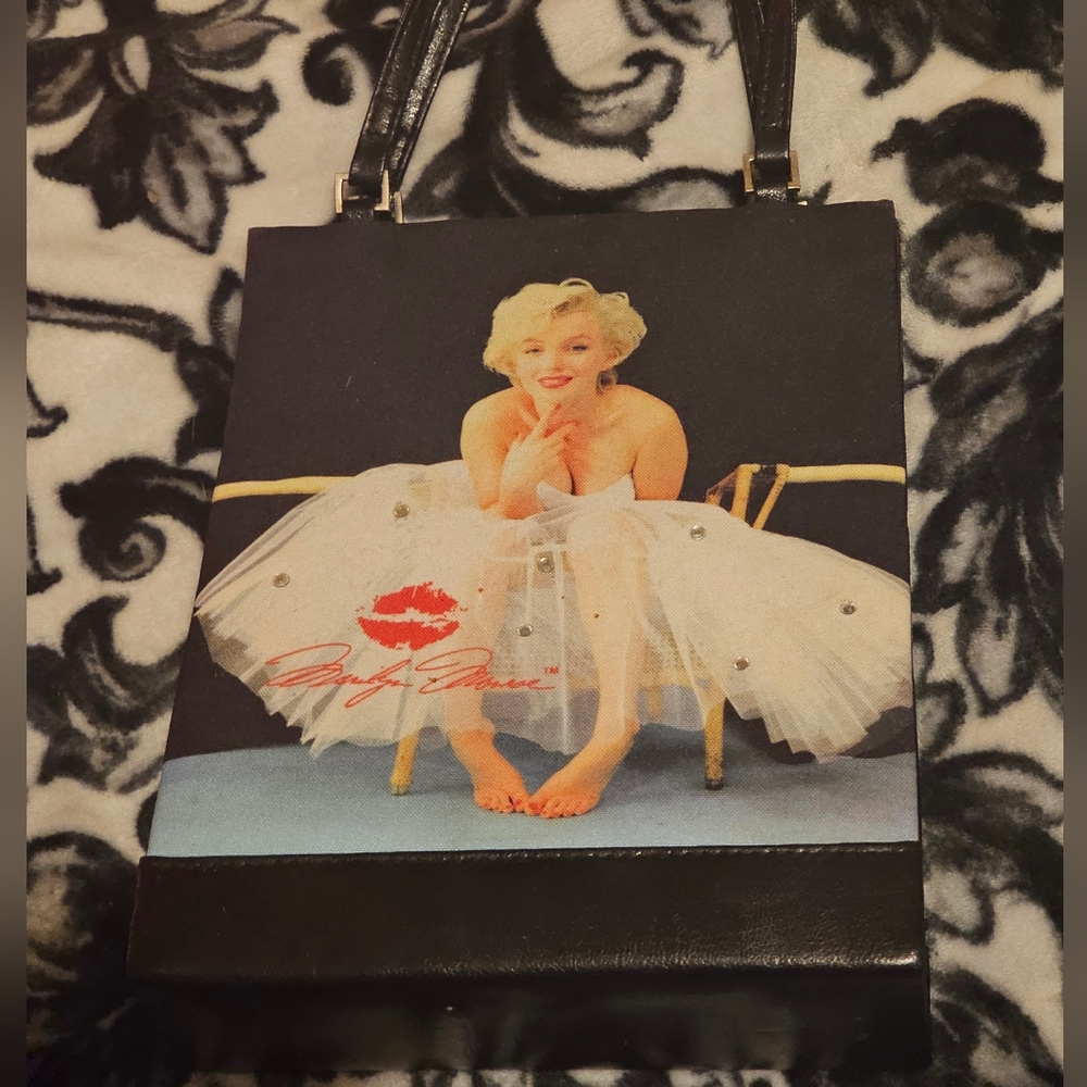 Marilyn Monroe purse